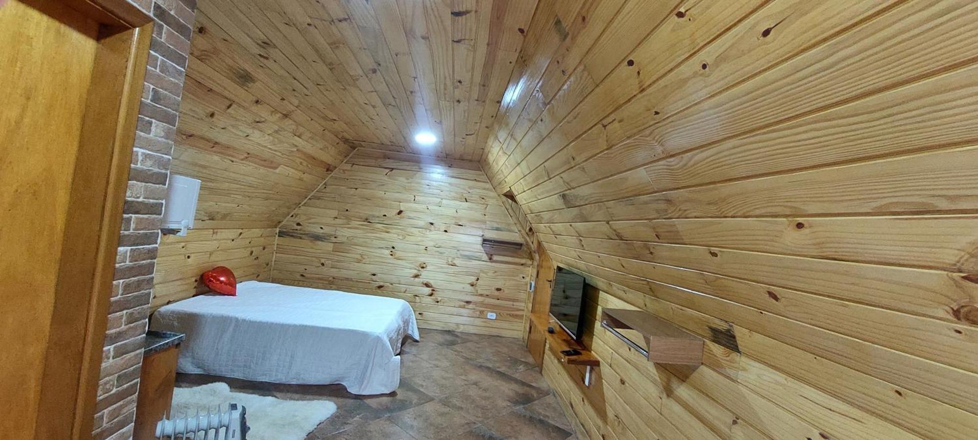 ホテル Chale Com Hidromassagem Da Vick Campos do Jordão エクステリア 写真